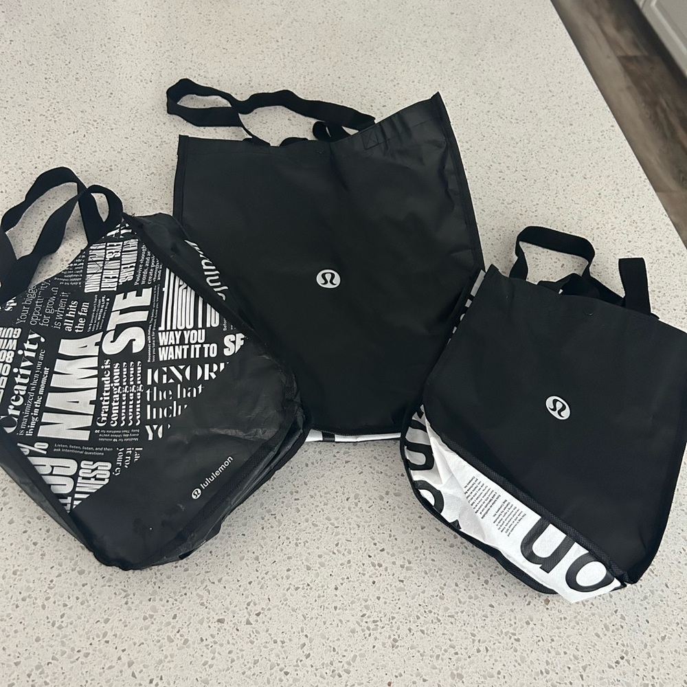 Lululemon Athletica Black and White Graphic resuable Tote Bags